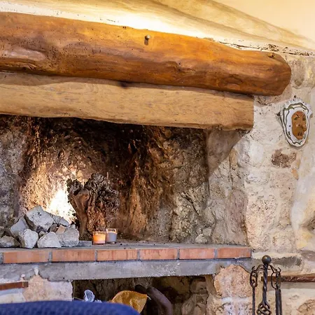 Casa Palombara Vakantiehuis Rosciolo